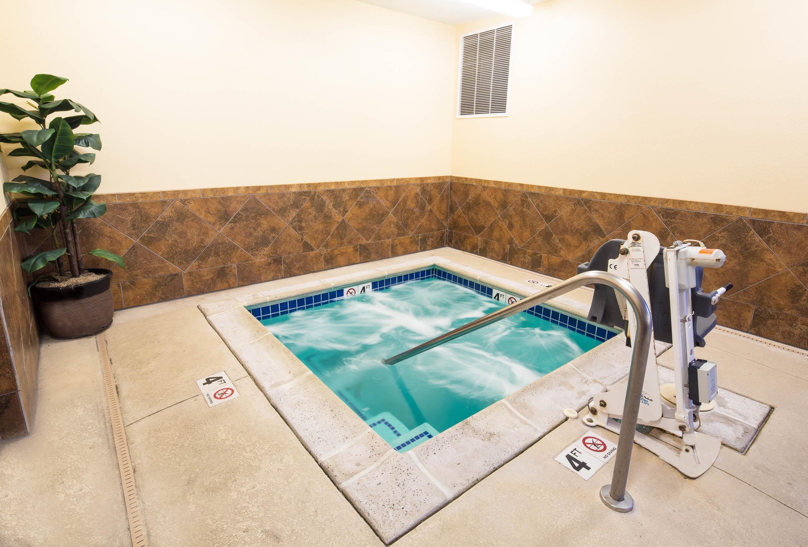 Best Western Plus Eastgate Inn & Suites Wichita Facilities photo